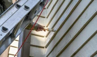 How to repair the siding?