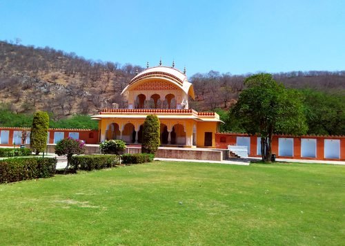 Top-10-places-to-visit-in-Jaipur-and-things-to-do