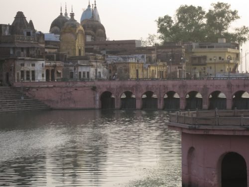 How are a temple and an airport changing Ayodhya’s real estate?
