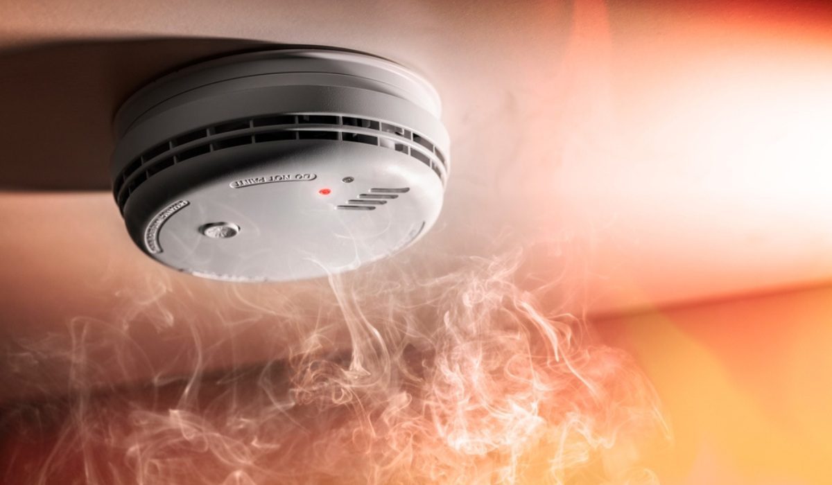 How to install a smoke detector?