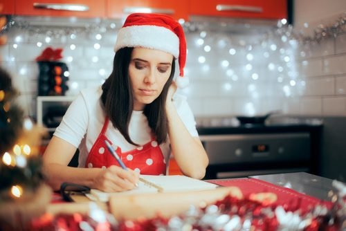 Tips to host a budget-friendly Christmas party