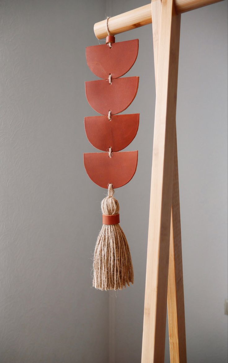 10 unique handmade wall hanging ideas
