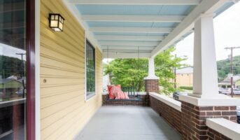 5 reasons to avoid dark colours on the porch
