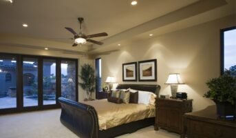 What lights can be used for mood lighting in the bedroom?
