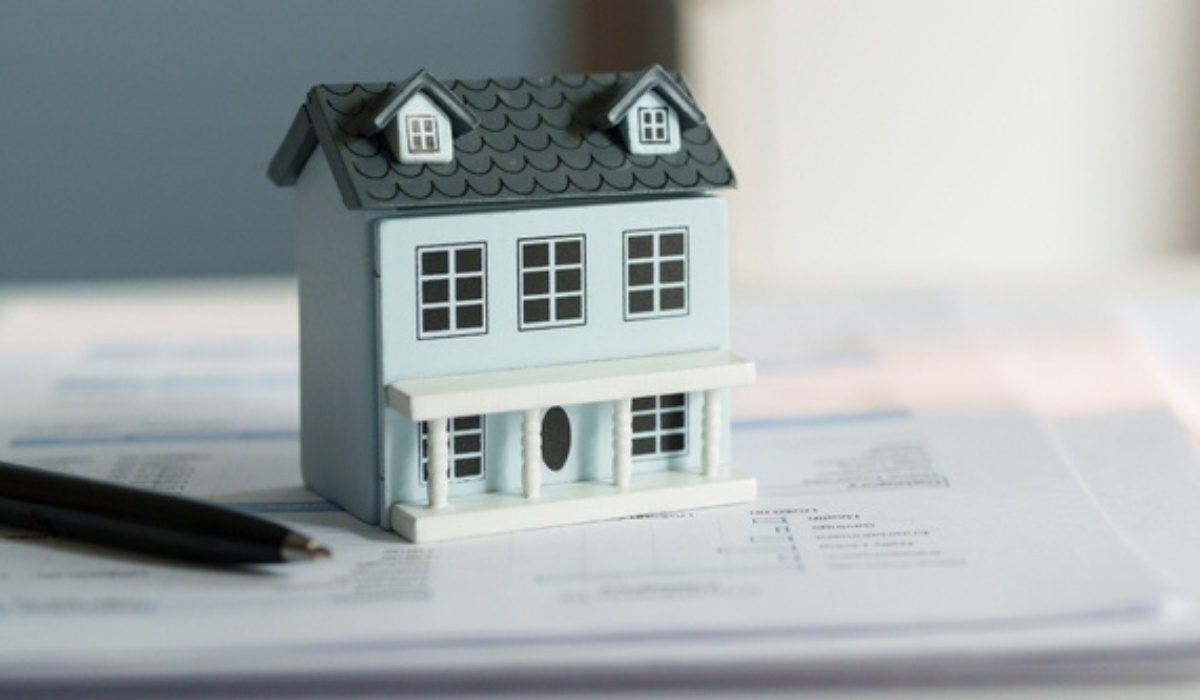 Legal options for a buyer if the seller dies after the signing of