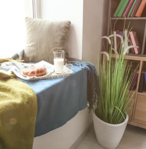Top 5 things to keep in mind when making your reading nook