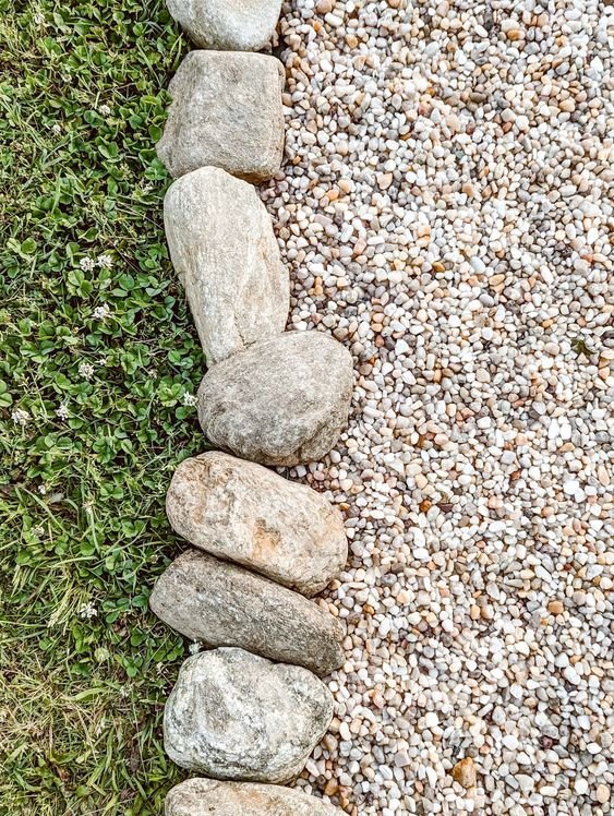 Gravel and pebble edging